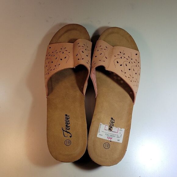 BRAND NEW FOREVER WOMEN"S WEDGE STYLE PEEP TOE SANDAL - Picture 6 of 15